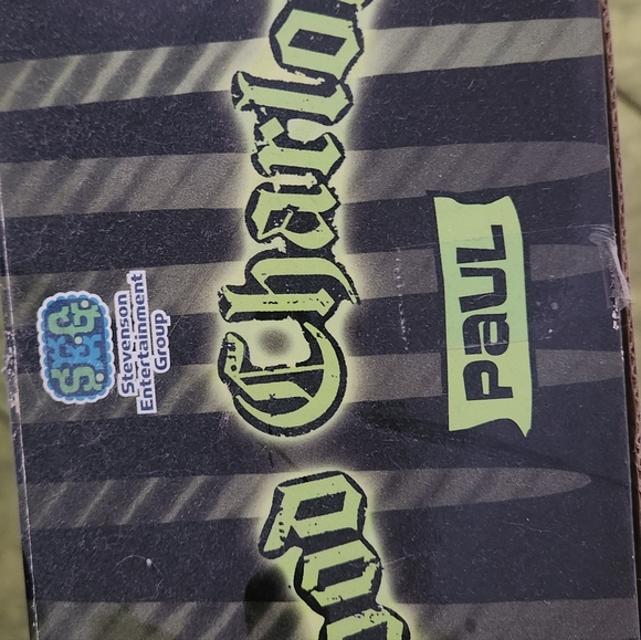 Good Charlotte Paul Action Figure Doll  Punk Music Vinyl Toy With Guitar Pick - Picture 2 of 4